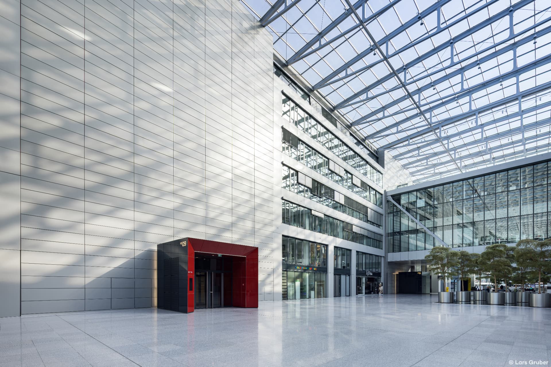 ATRIUM WEST — Impression 2