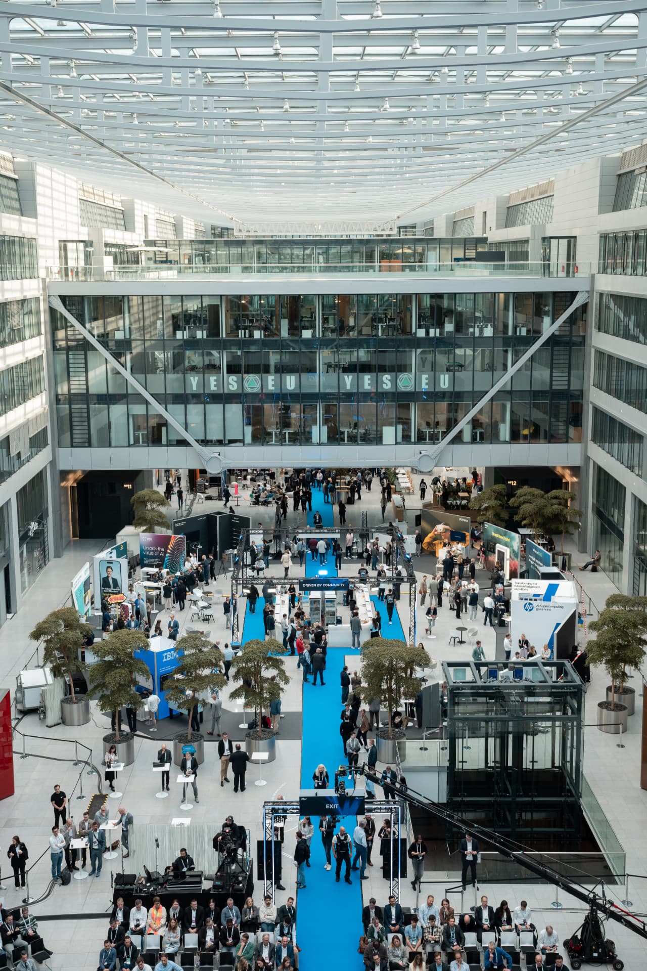 ATRIUM WEST — AI WEEK 2025 EXPO & MAIN STAGE | ATRIUM 3